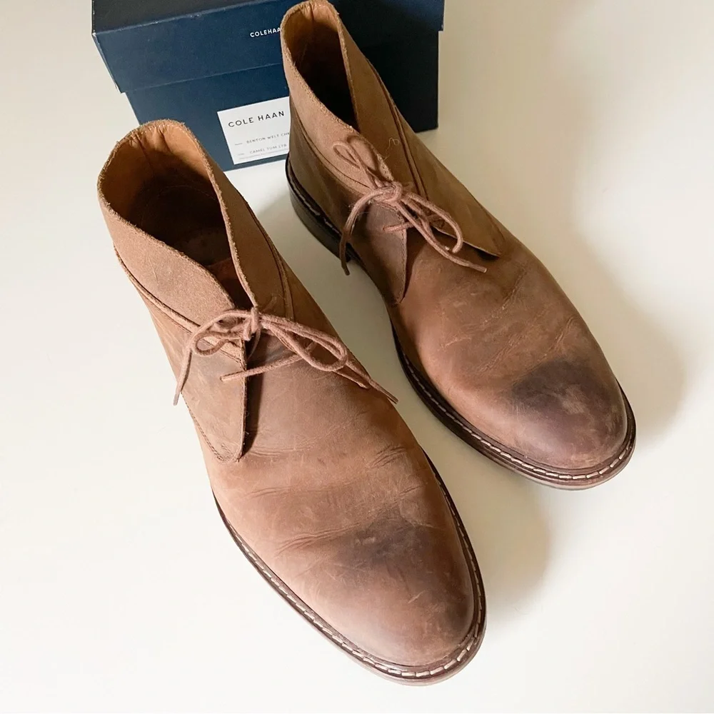 Cole Haan Benton Welt Chukkas In Camel